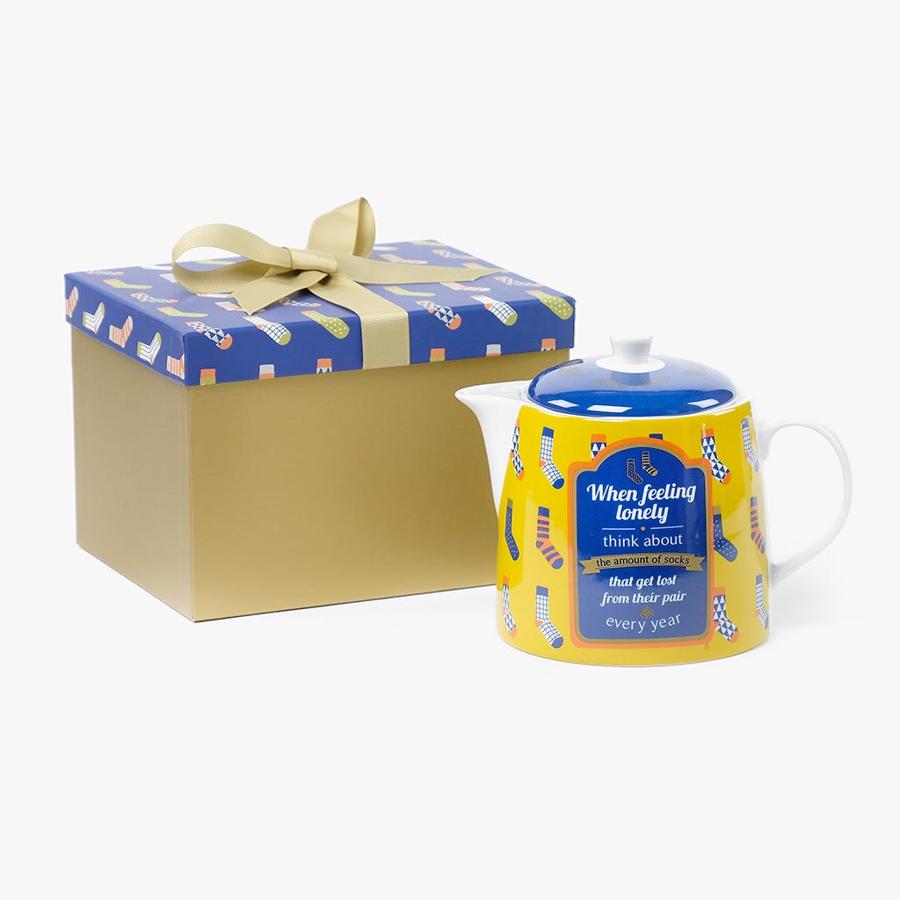 Esta divertida tetera con mensaje está rebajada en A Loja do Gato Preto a 12.99 euros.