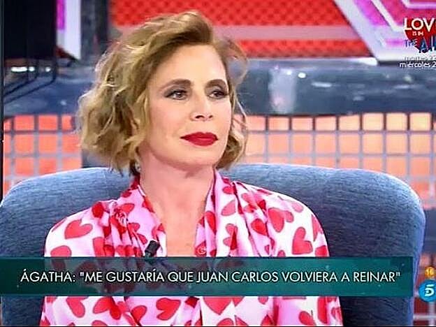 La diseñodora se ha convertido en una fan de los programas de entrevistas.