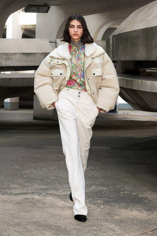 Desfile de Isabel Marant OI 21-22.