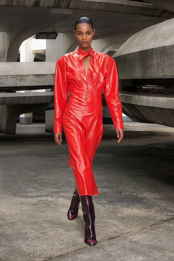 Desfile de Isabel Marant OI 21-22.