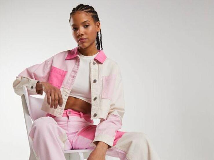 Fotos: El efecto patchwork arrasa esta primavera y la nueva colección de Bershka tiene todas las prendas que necesitas para conseguir el look que va a arrasar
