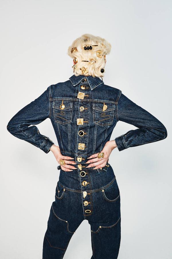 Desfile de Schiaparelli OI 21-22.