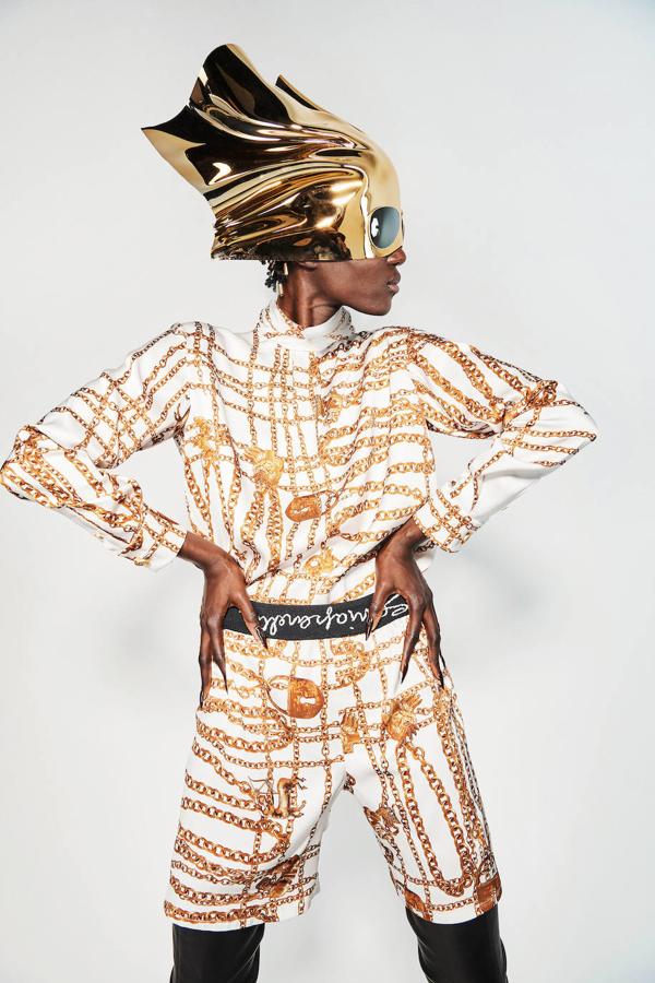 Desfile de Schiaparelli OI 21-22.