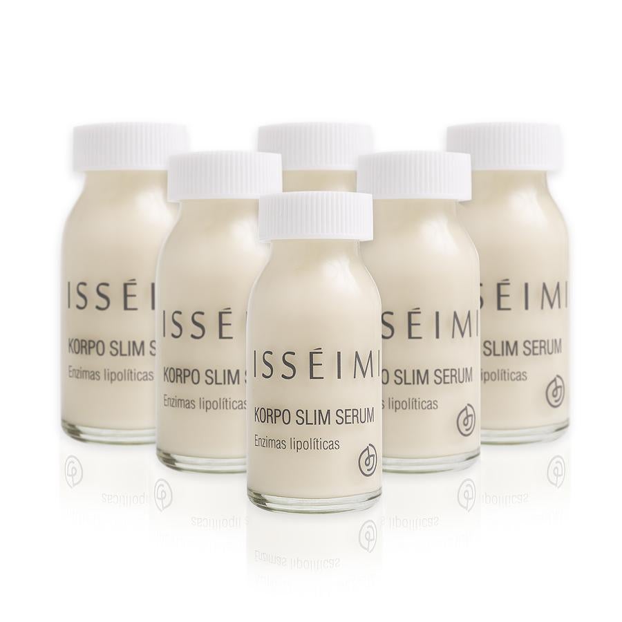 Korpo Slim Viales de Isséimi es un sérum anticelulítico reafirmante y reductor, que favorece la eliminación de líquidos retenidos y facilita la circulación de retorno (63,80 euros).