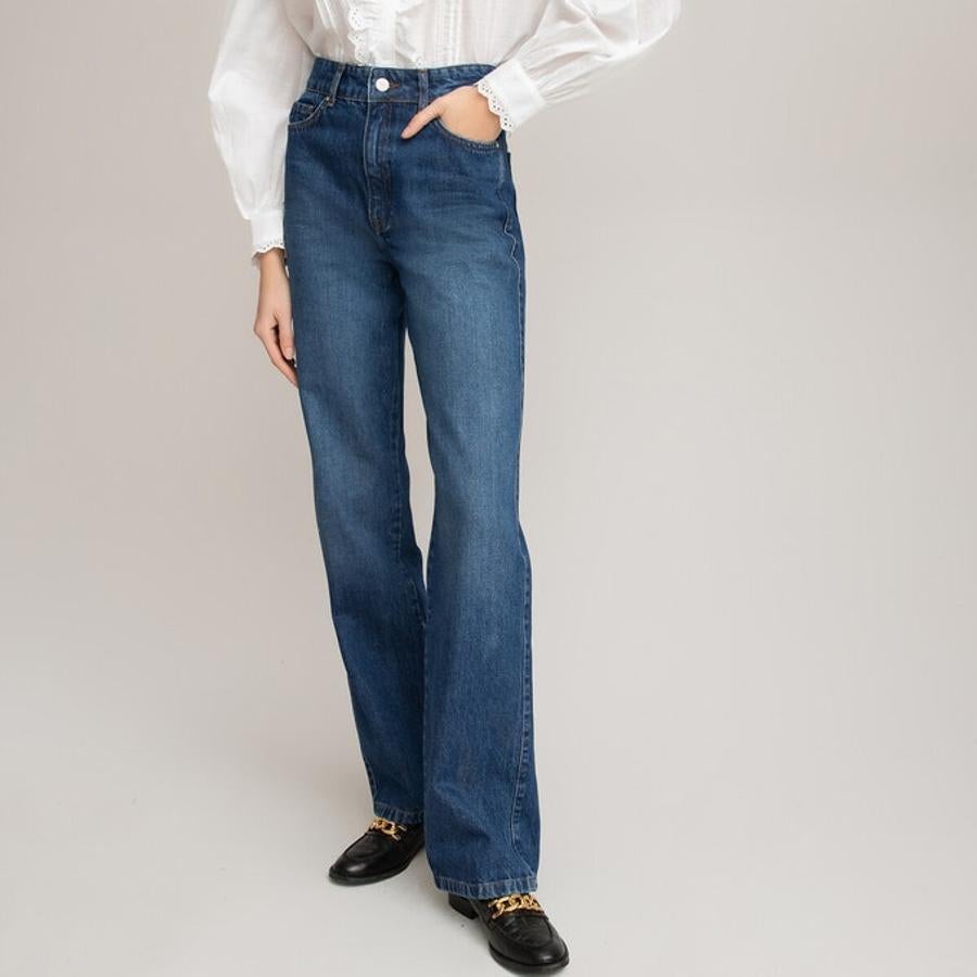 Pantalones vaqueros rectos de talle alto, de La Redoute (36,99 €).