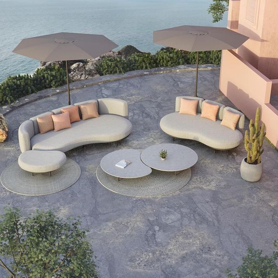 La cuenta de Instagram de Royal Botania nos tiene completamente atrapadas: sus formas delicadas, sus tonos neutros y sus espacios exteriores son pura inspiración.