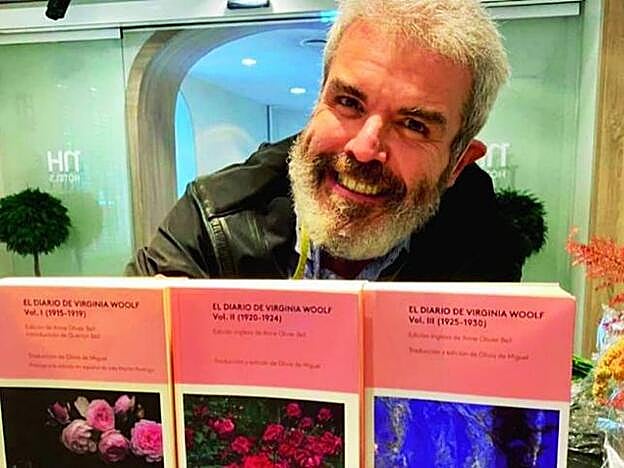 Lorenzo Caprile, Kaia Gerber (junto a Loewe), Carlota Casiraghi (de la mano de Chanel) e incluso Camilla Parker Bowles son algunos de los famosos que han transformado Instagram en un escaparate literario.