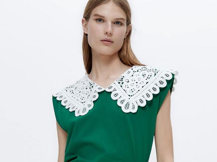 Fotos: De encaje, con puntillas o volantes: Uterqüe apuesta por los cuellos bobo en versión XL y el resultado es capaz de elevar cualquier look