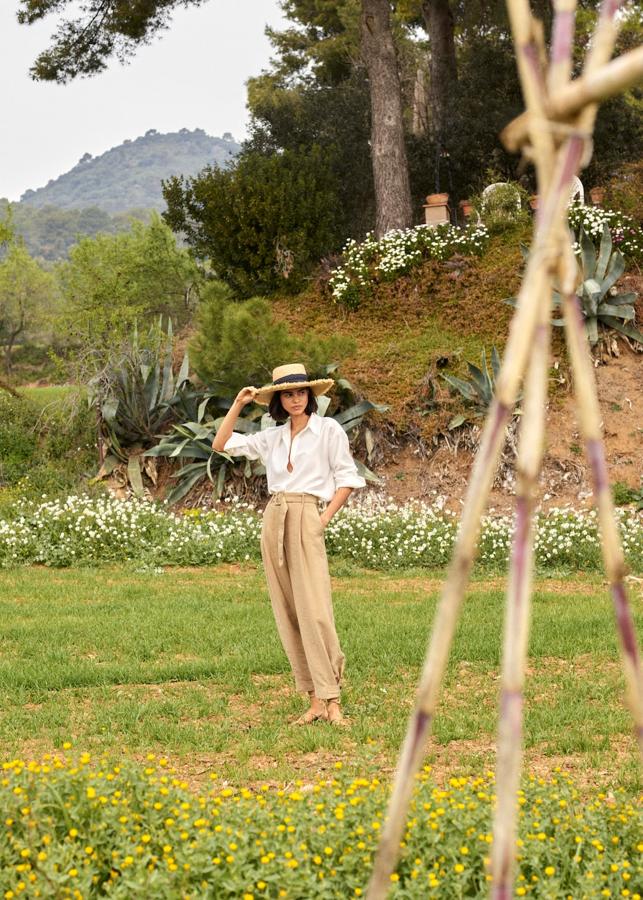 Pantalón color arena de la nueva coleccion de primavera de Mango (39,99 euros)