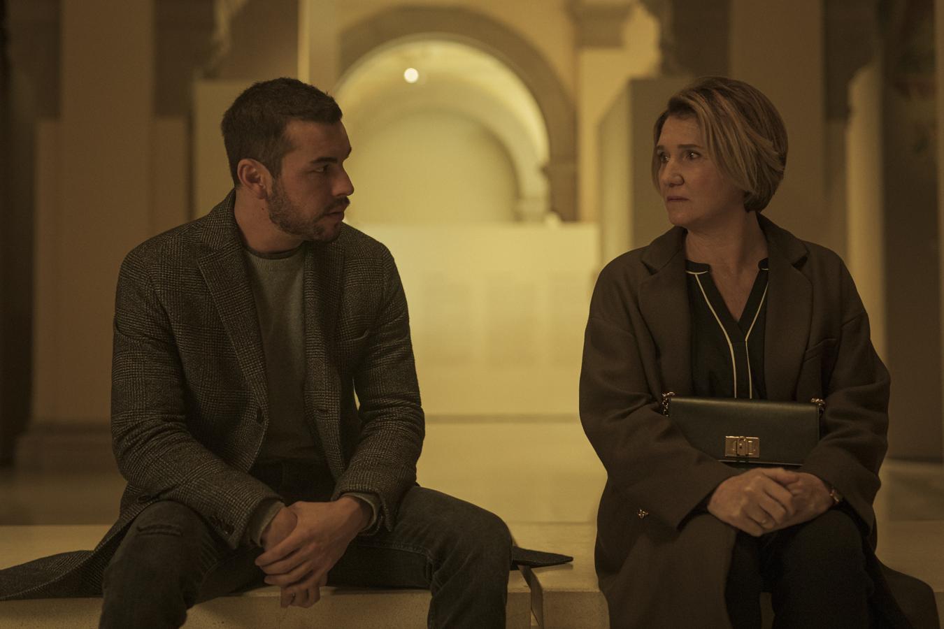 El inocente. Miniserie. Netflix. 31 de abril.Mario Casas, Aura Garrido, José Coronado y Alexandra Jiménez protagonizan esta serie basada en la novela homónima del mismo nombre y que narra la historia de Mat, un hombre que un día intentó detener una pelea de buena fe y acabó cometiendo un asesinato. Nueve años después trata de empezar de cero con su mujer, pero sus problemas estarán lejos de acabarse.