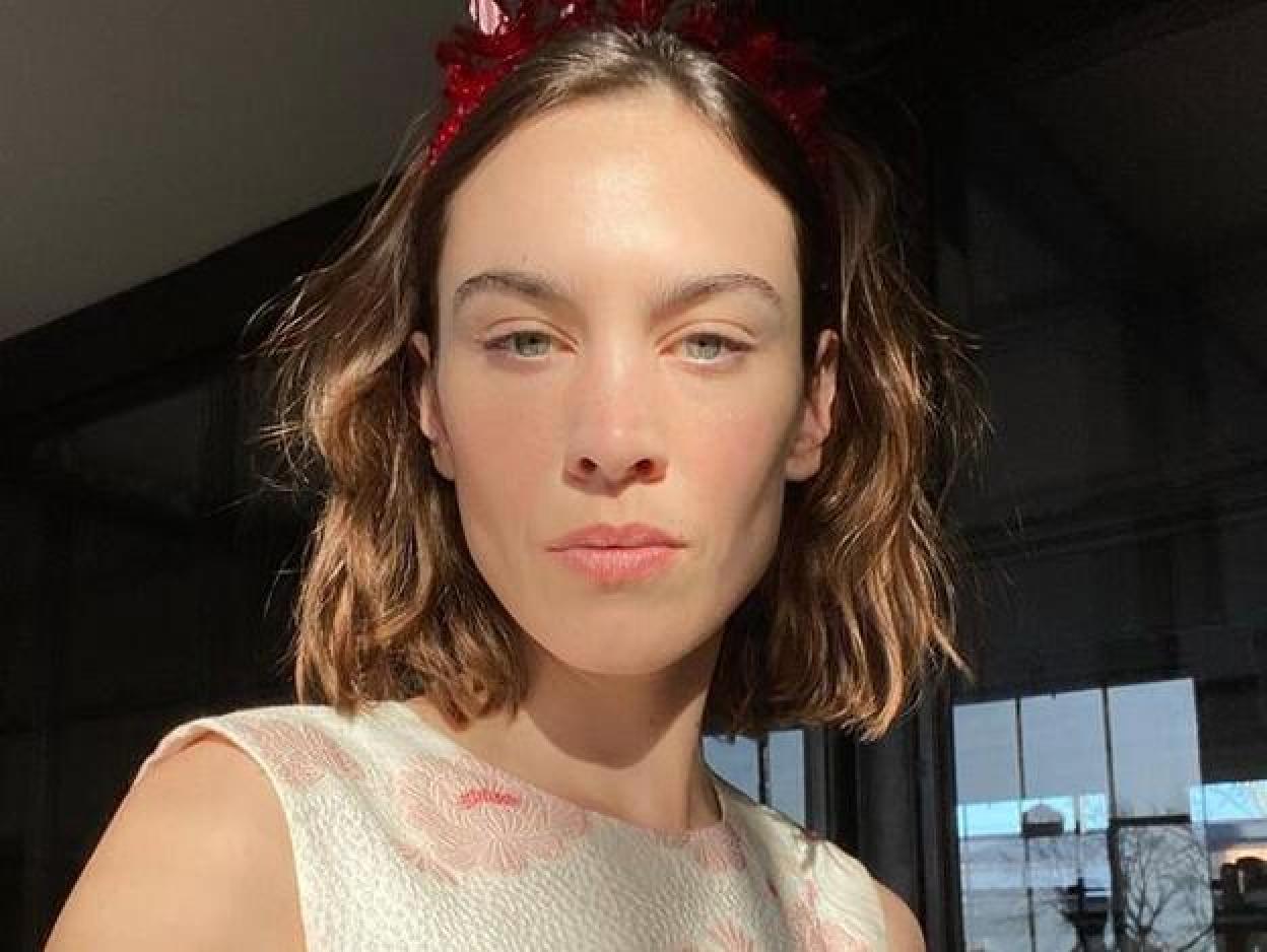 Pincha en la imagen para ver seis cortes de pelo con flequillo (uno para cada tipo de pelo) que demuestran que es el cambio de look más rejuvenecedor.