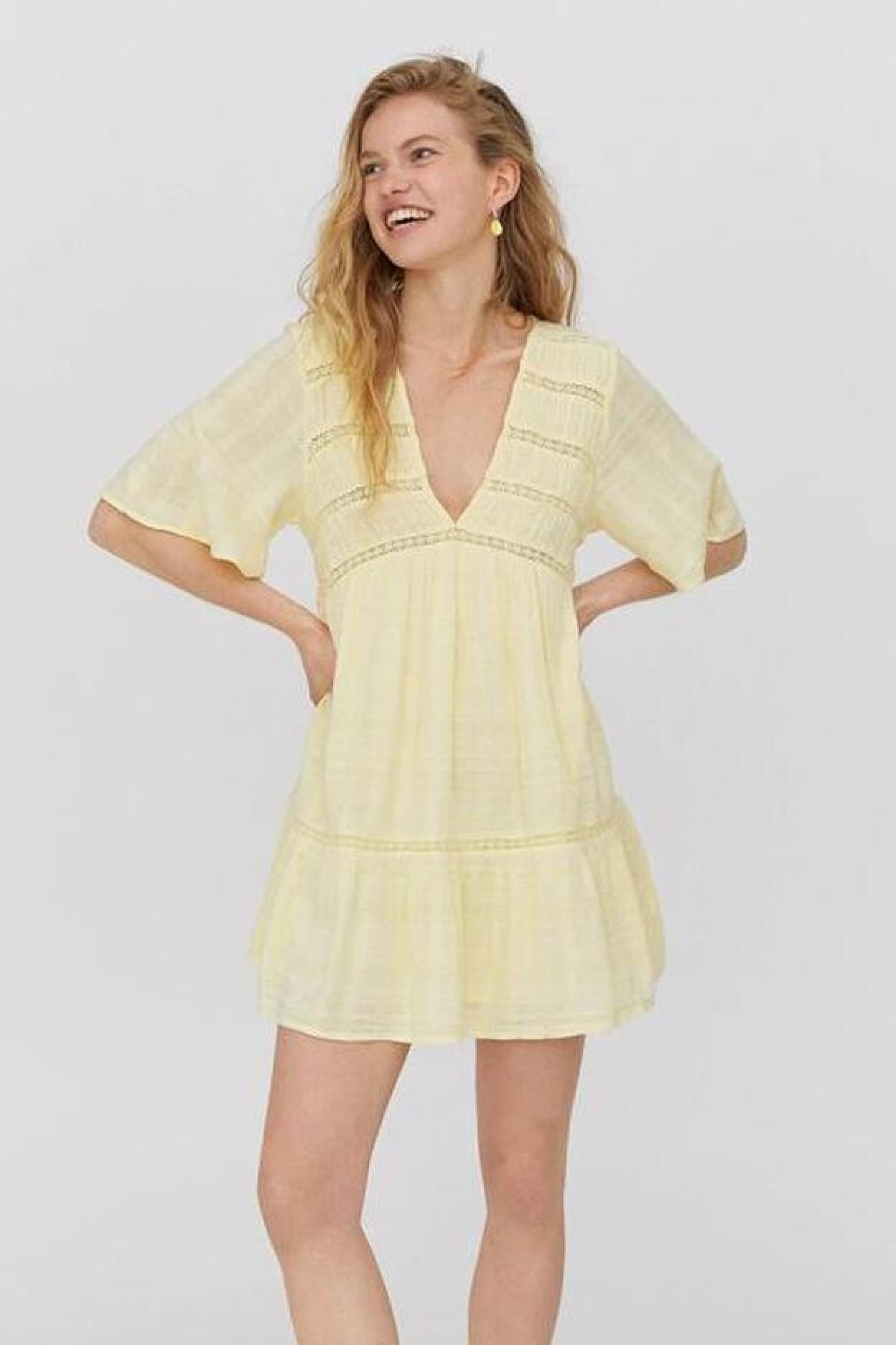Pincha en la imagen y descubre los vestidos mini que son un auténtico capricho para esta primavera.