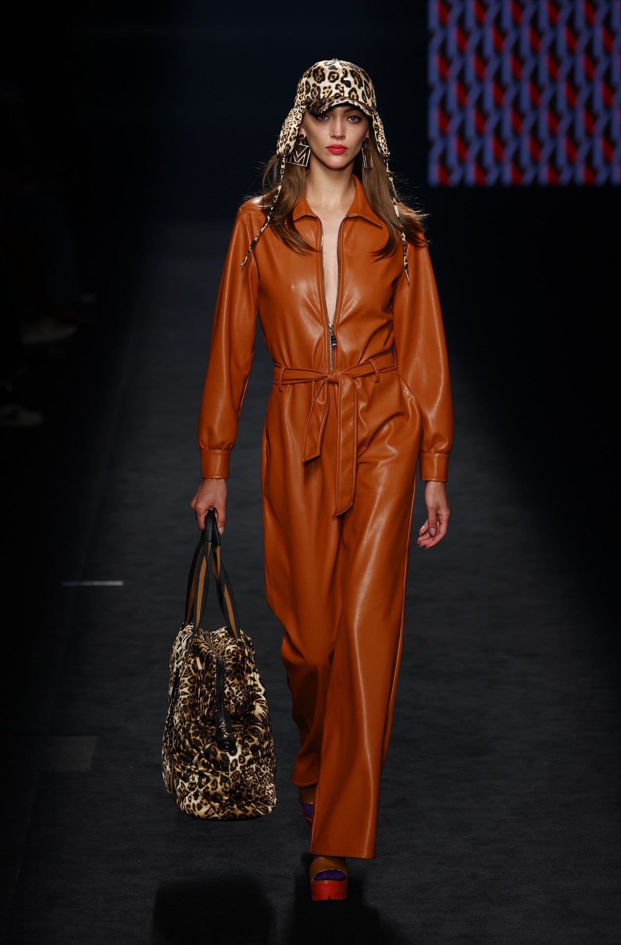 El mono de efecto piel de Maite by Lola Casademunt.