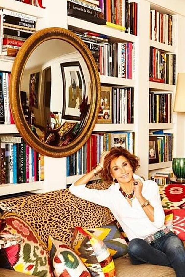 Estampados, leopardo y un gran espejo.