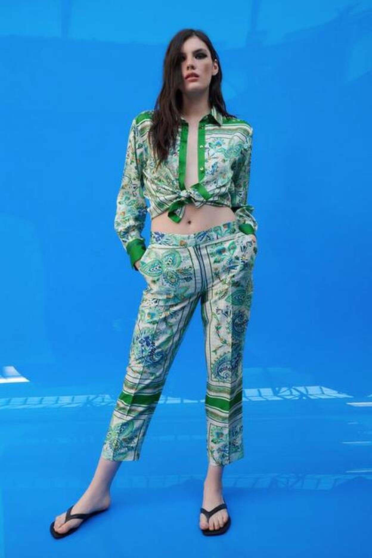 Pincha en la imagen para descubrir las 11 tendencias de la primavera-verano 2021 que querrás tener en tu armario a precios súper baratos.