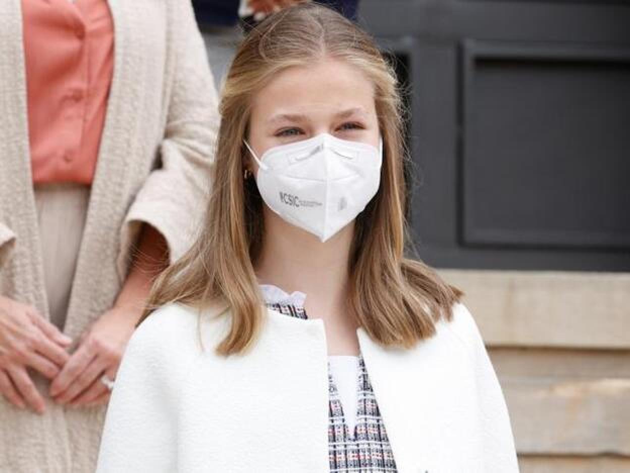 Pincha en la imagen para ver seis cortes de pelo con flequillo (uno para cada tipo de pelo) que demuestran que es el cambio de look más rejuvenecedor.