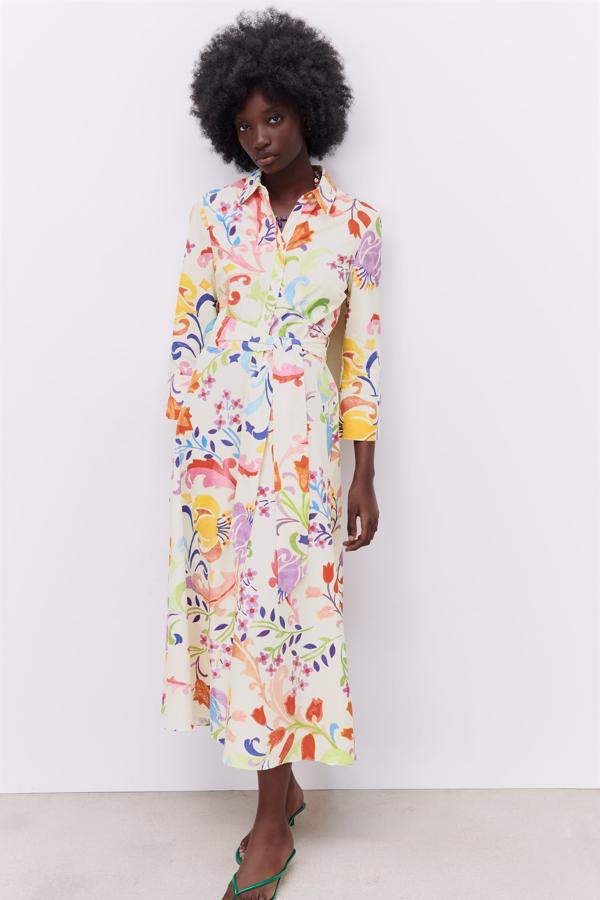 vestido con estampado multicolor de Zara (39,99 euros)