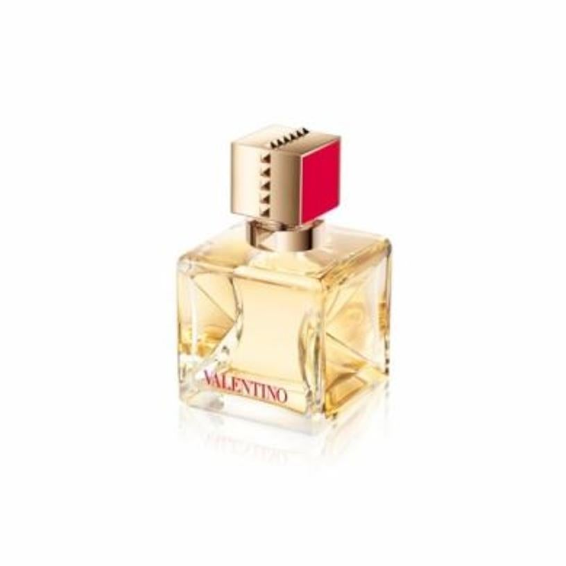 Valentino. Voce Viva es una oda a todas las madres y una herramienta para expresar su fuerza y libertad. Un aroma que celebra la diversidad y la intimidad, así como el poder interior de cada mujer (91.66 € / 50ml).