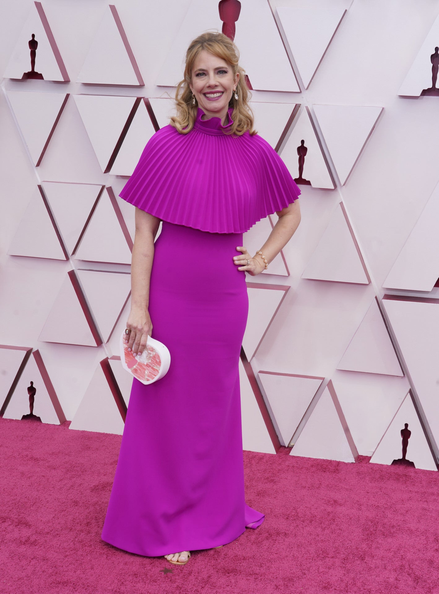 Fotos: Los mejores looks de los Premios Oscar 2021: de Carey Mulligan a Zendaya, todos los vestidos de las famosas en una alfombra roja sin mascarillas ni glamour