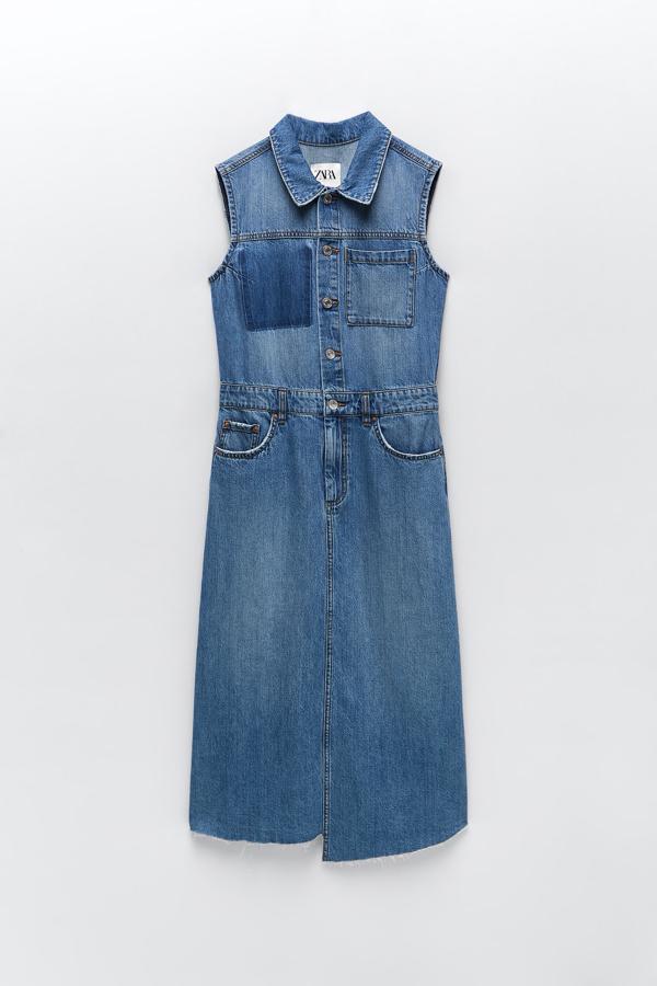 Vestido asimétrico en tejido vaquero, de Zara (39,95 €).