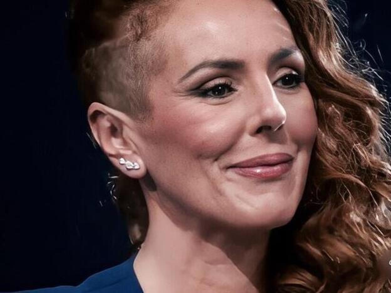 Si uqieres saber más sobre la vida de Rocía Carrasco, pincha en la imagen.