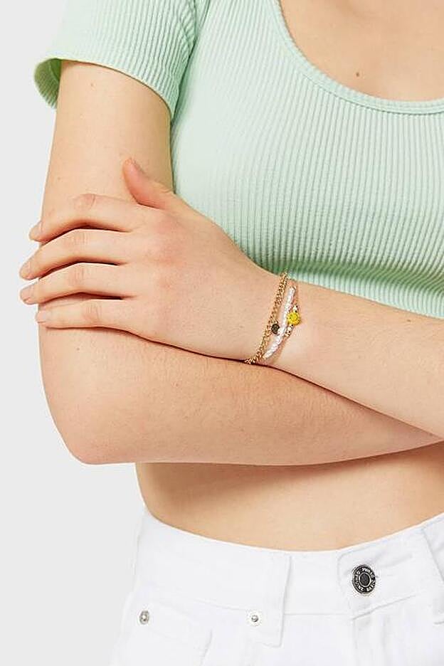 El set de pulseras está formado por cinco diferentes