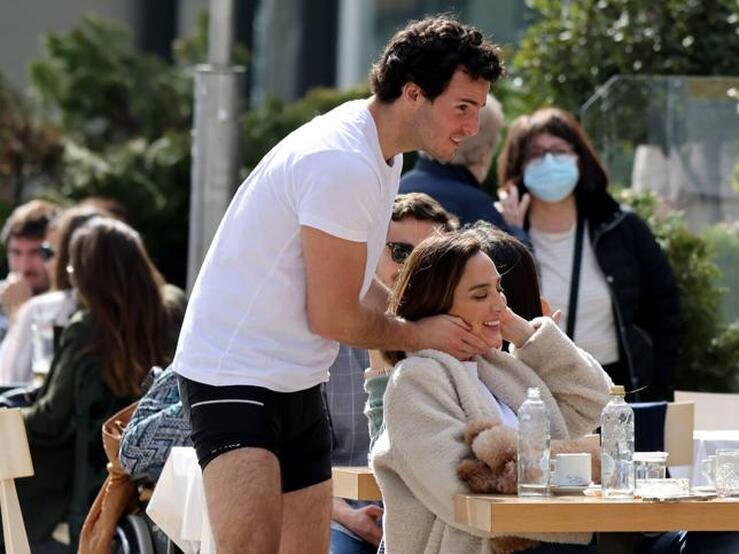 Fotos: Lo que ha unido la pandemia, ¿lo separará el toque de queda? Famosos cuyas relaciones de la era COVID podrían pender de un hilo (y algunas ya ni eso)