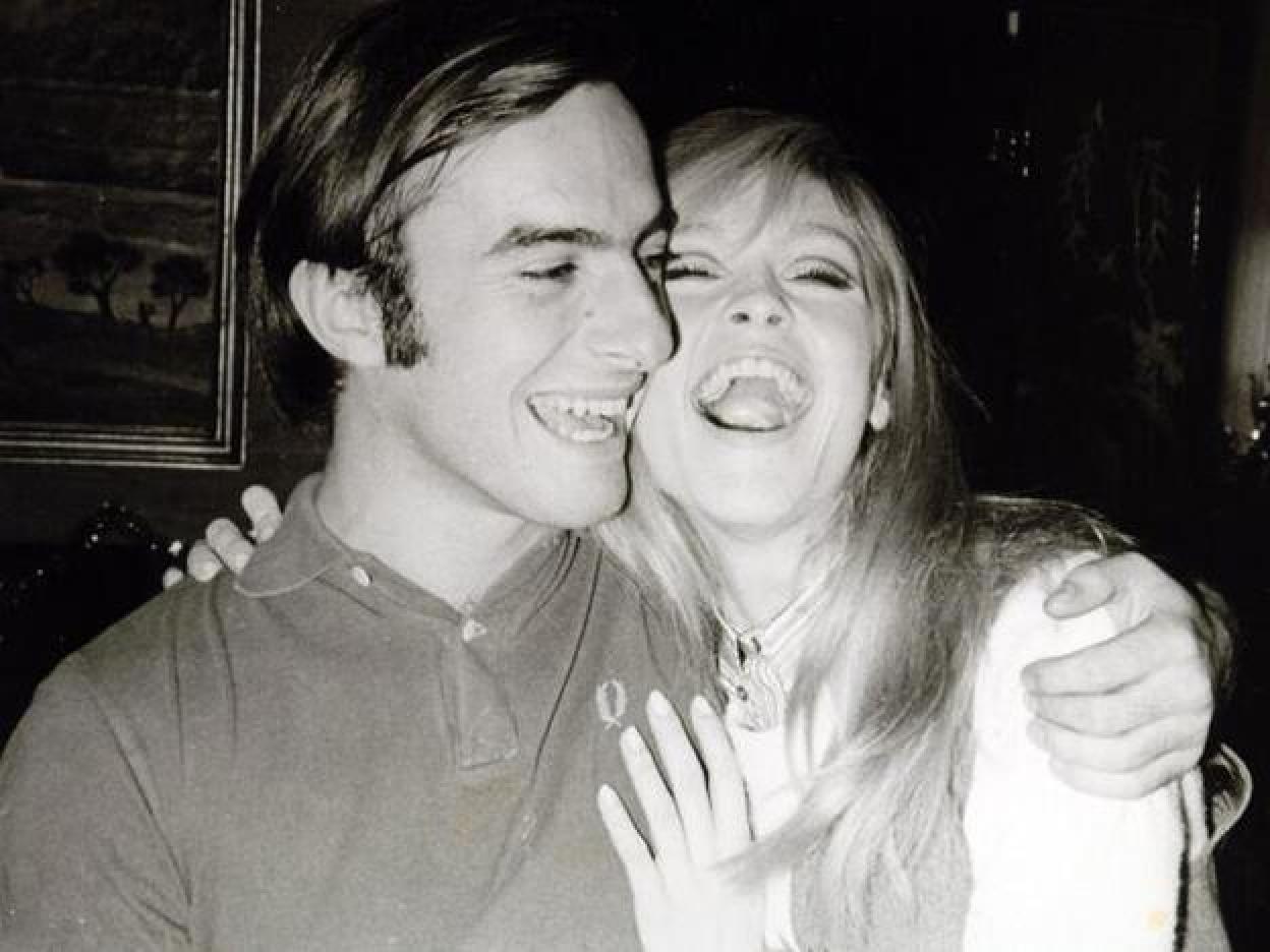 Marisol (Pepa Flores) y Carlos Goyanes juntos.