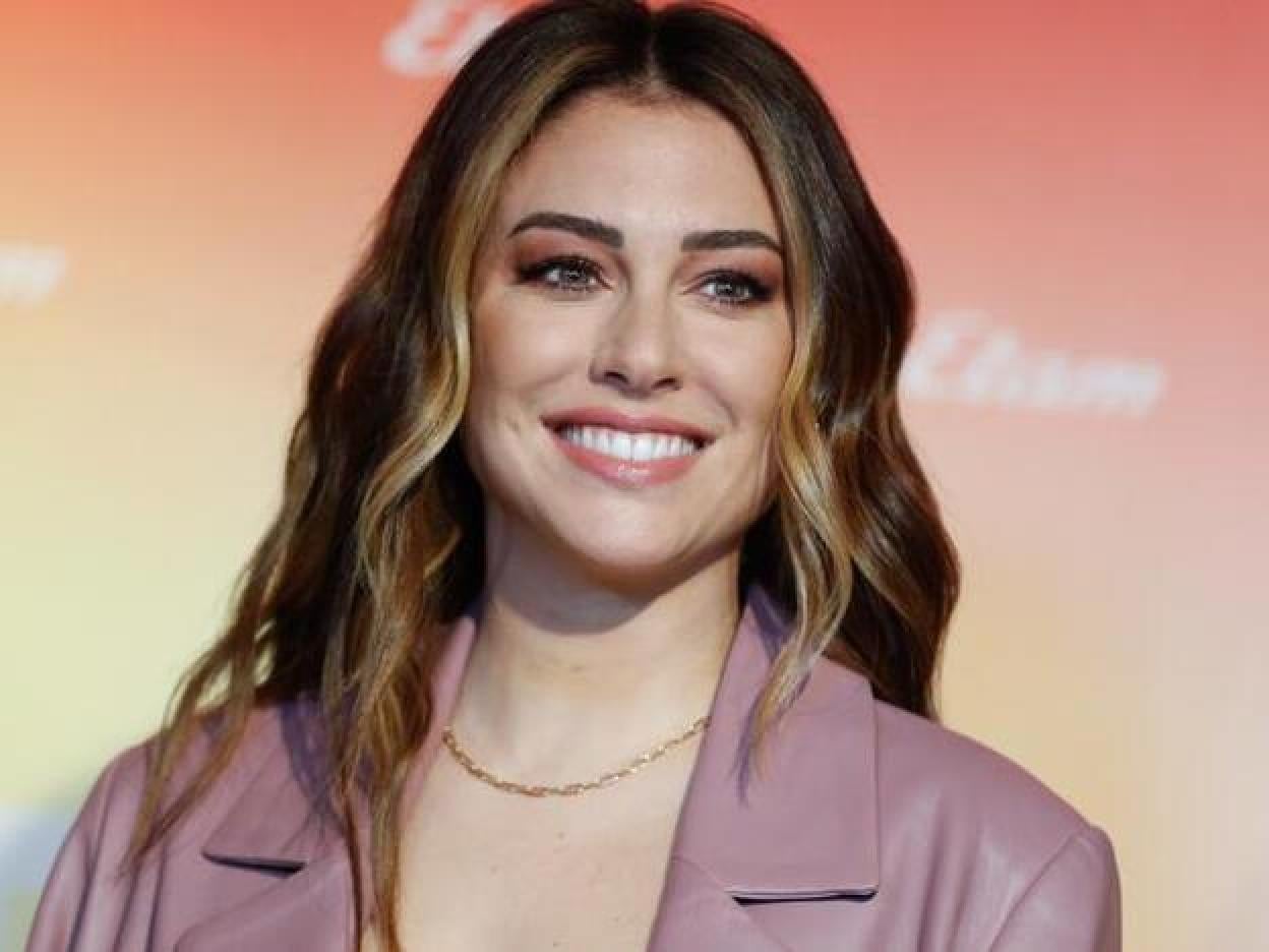 Rubia, flequillo cortina, corte bob... Pincha en la imagen para ver todos los cambios de look de Blanca Suárez súper favorecedores que demuestran que se atreve con todo.