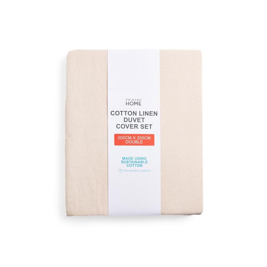 Funda de edredón en lino y color rosa para cama doble de 200x200 cm (30 euros).