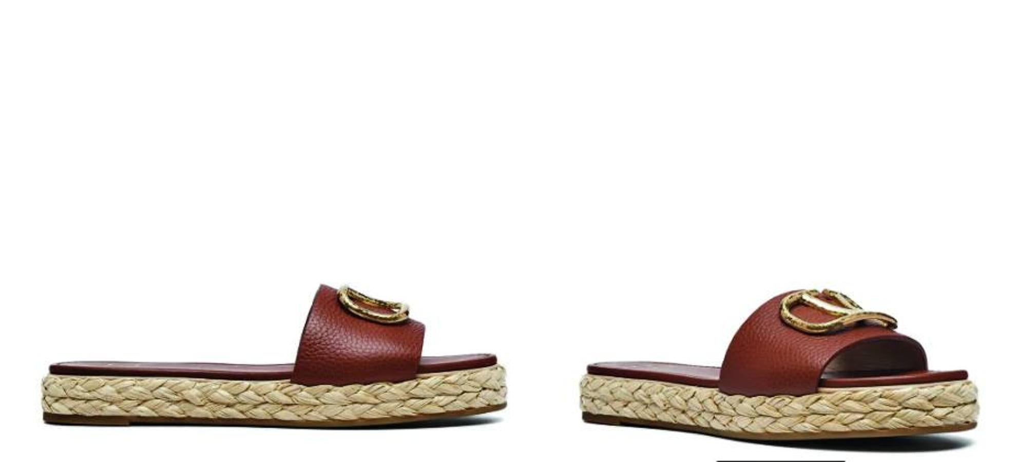 Versión chancla, de Valentino.