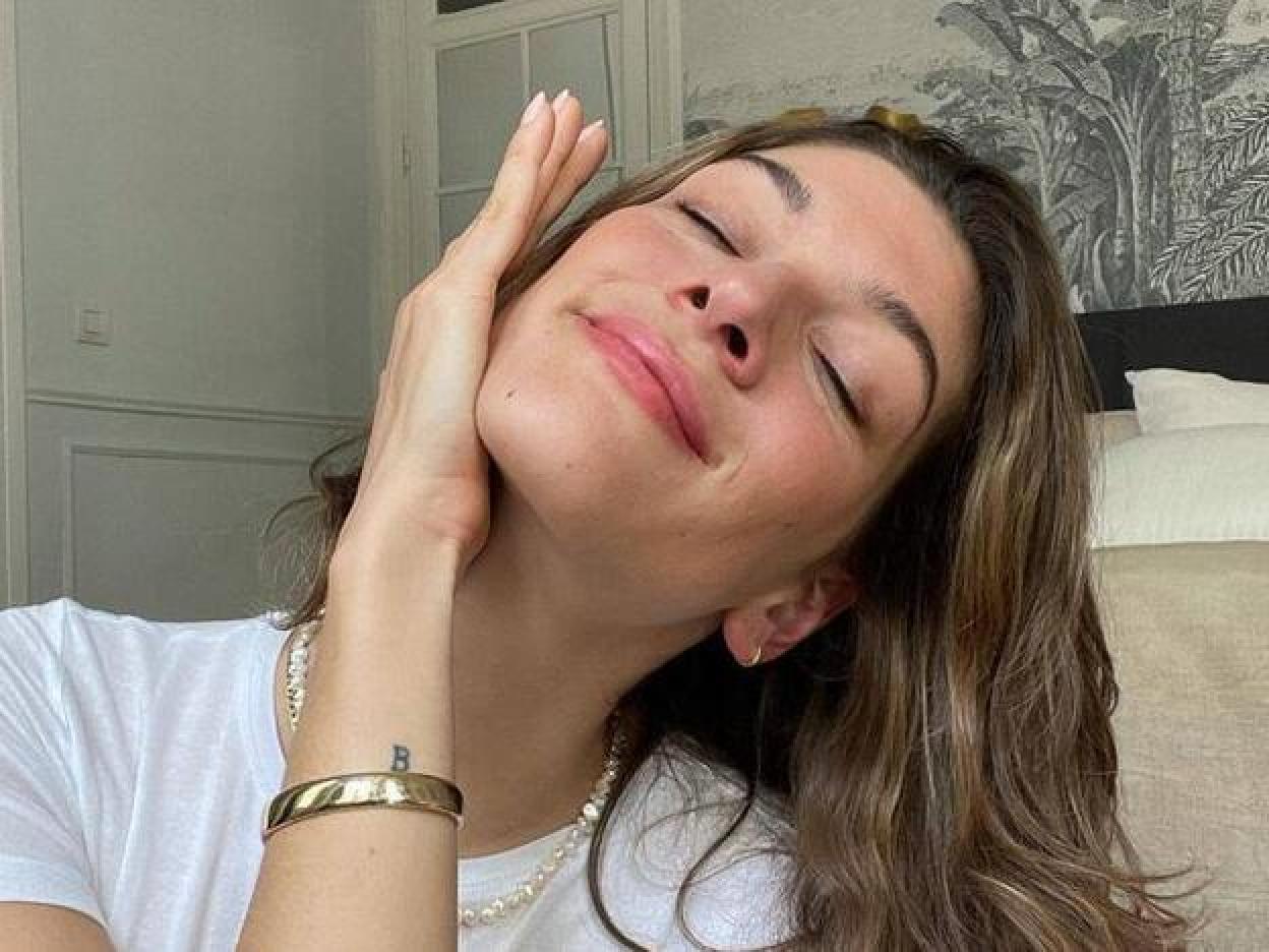 Pincha en la foto para ver las mejores cremas, sérums, contornos de ojos, aguas micelares y tónicos con ácido hialurónico que darán volumen a tu piel además de reducir las arrugas y disimular las líneas de expresión