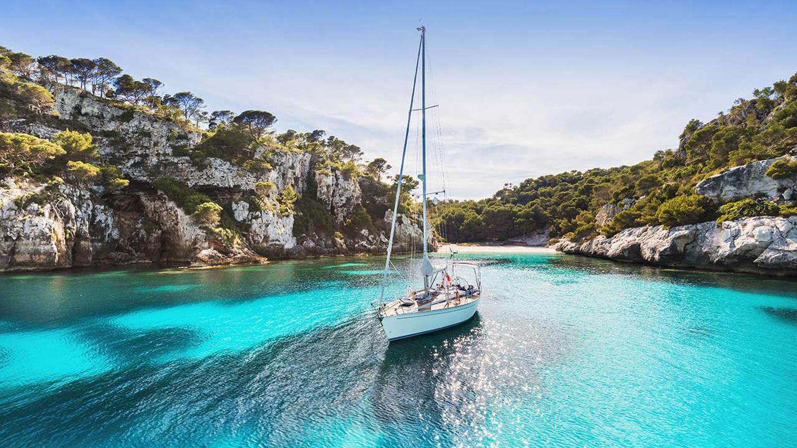 Cala Macarelleta, Menorca (Baleares).