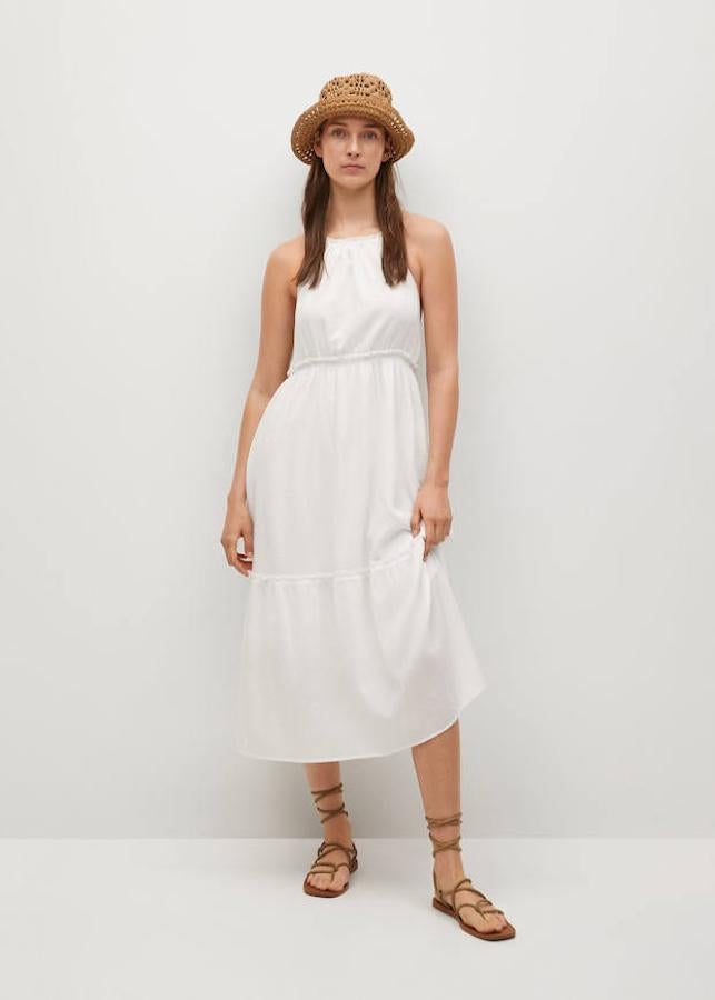 Vestido midi de popelín con cuello halter, de Mango (25,99 €).