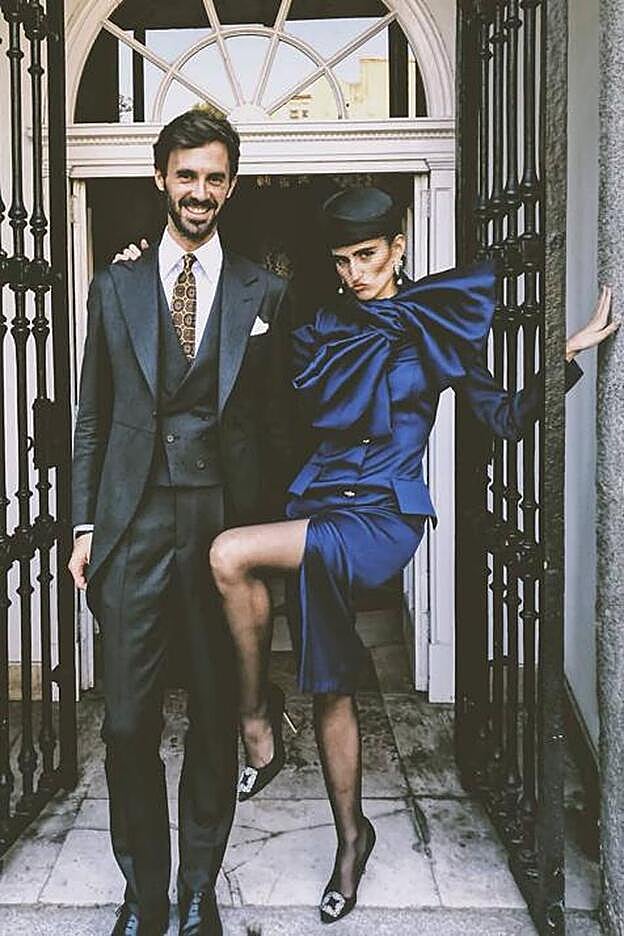 Alejandra Domínguez y Enrique Solís con los estilismos que llevaron a la boda de Sofía Palazuelo.