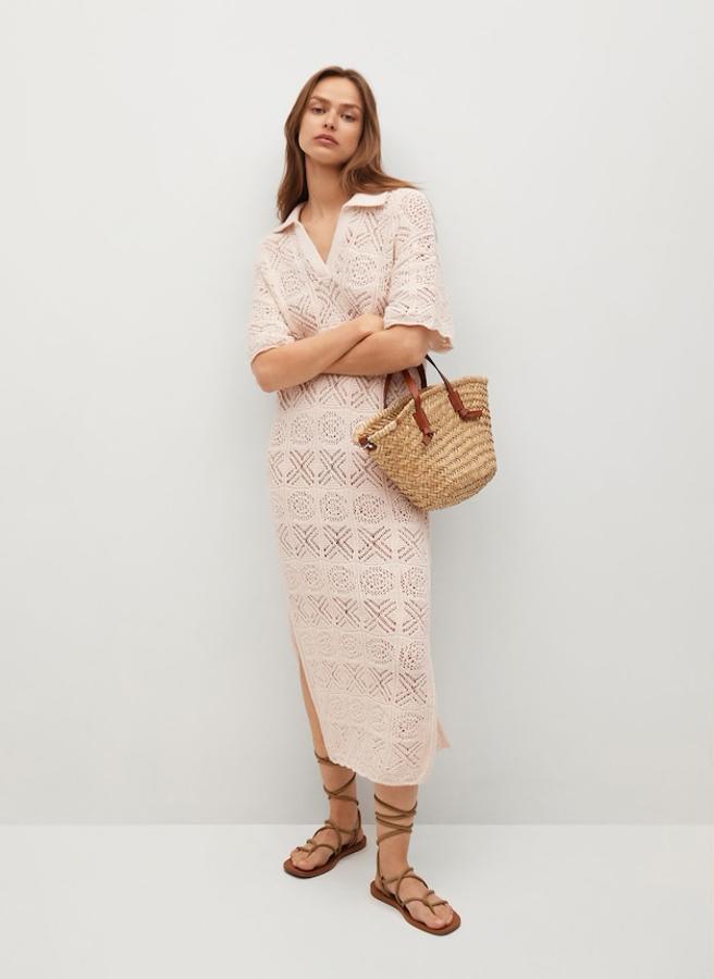 Vestido midi de crochet con cuello de polo y media manga, de Mango (39,99 €).