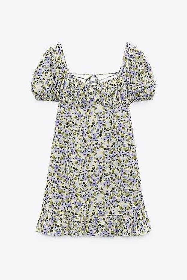 El vestido de Zara cuesta 25,95 €