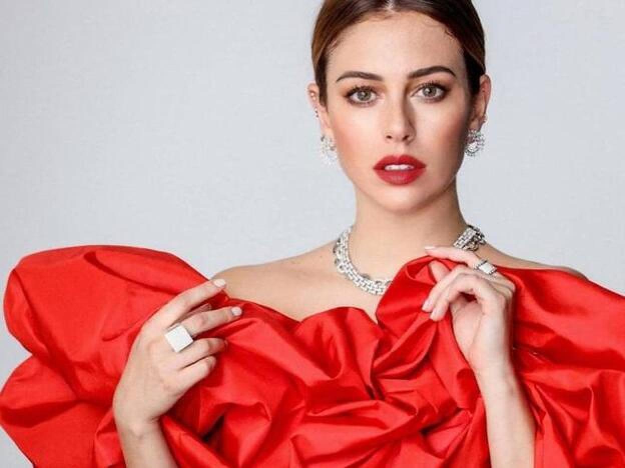 Pincha en la foto para ver 12 favorecedoras prendas de Mango solo podrás conseguirlas online y prometen agotarse