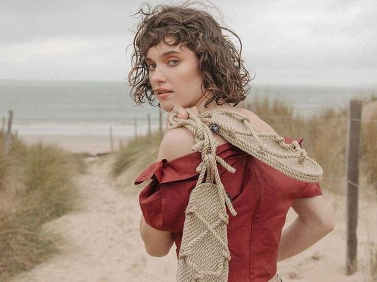 Fotos: Sandalias de tacón cómodo, planas, alpargatas, cuñas, deportivas... Todos los zapatos que se llevan este verano (y necesitas comprar antes de que se agoten)