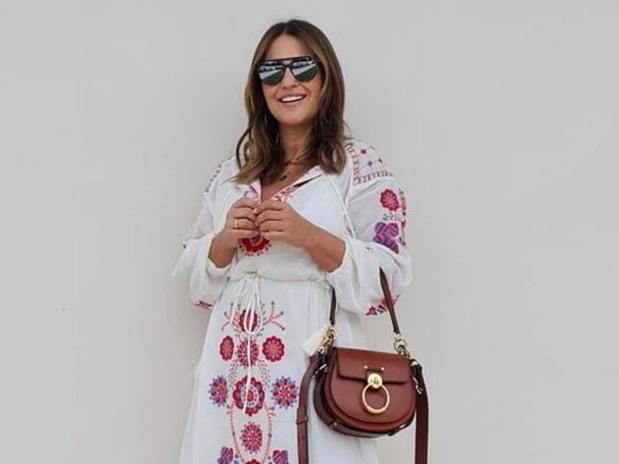 Pincha en la imagen para ver los vestidos jacquard sientan como un guante y son ideales para presumir de figura y de estilo.