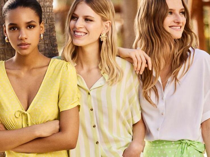 Fotos: Los vestidos de verano de Lefties son tan baratos que no necesitan rebajas: 10 looks muy favorecedores por menos de 10 euros
