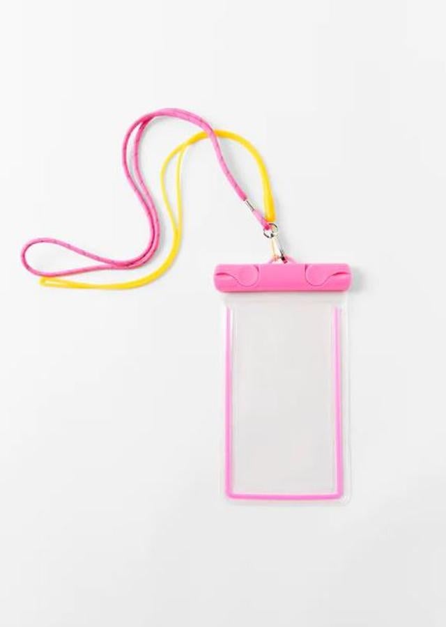 Funda del móvil impermeable (7,95 euros).