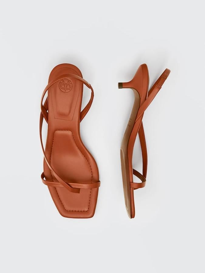 Sandalias de tiras de Massimo Dutti (69,99 euros)