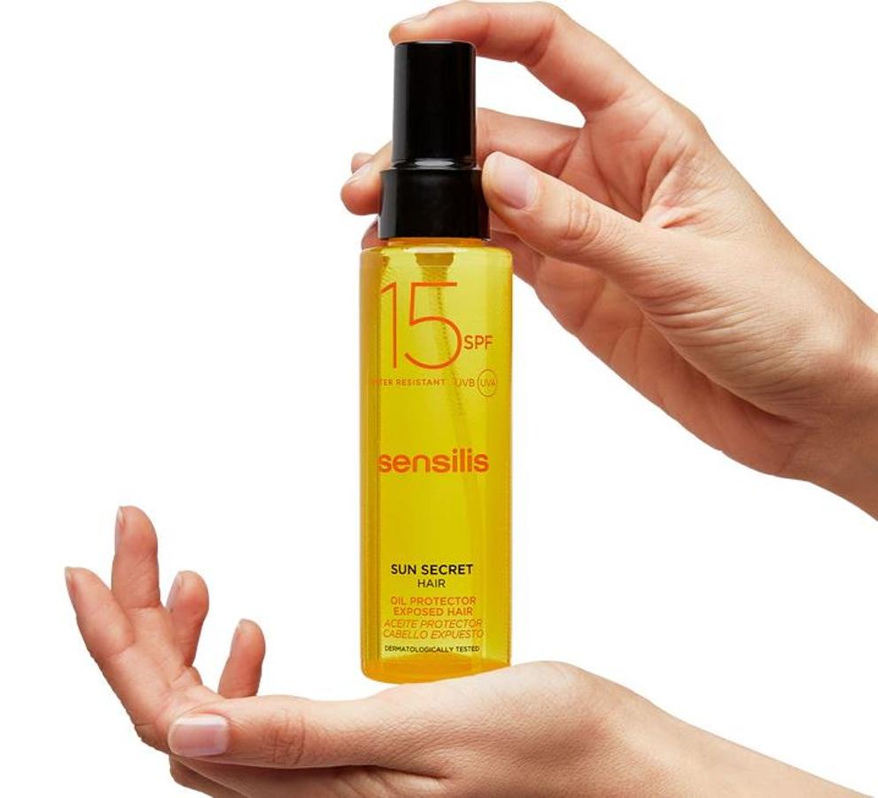 Formulado con aceite de argán, lino, aguacate y vitamina E, protege, nutre y repara el cabello (14 euros).