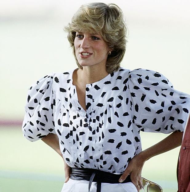 Imagen principal - 23 looks de Diana que nunca pasarán de moda