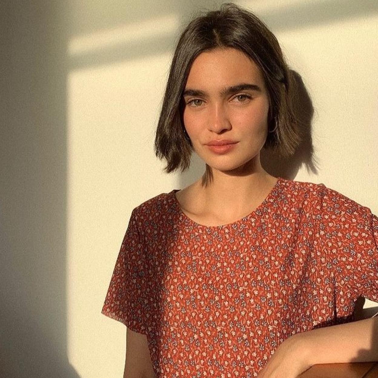 Del corte de pelo bob que resta años al pixie: los cambios de look de Sharon Stone más inspiradores para llevar el pelo corto a partir de los 60 años.