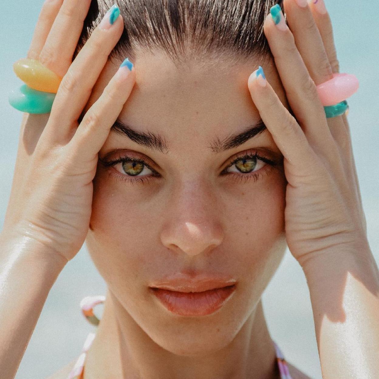 Pincha en la imagen para descubrir los siete labiales icónicos para presumir de un maquillaje completo. 