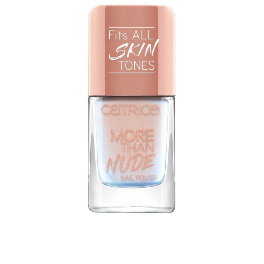El tono Cloudy Illusion de Catrice es perfecto para copiar la manicura de Laura Matamoros. Es adecuado para todo tipo de pieles e ilumina las uñas. 2,98 euros. 
