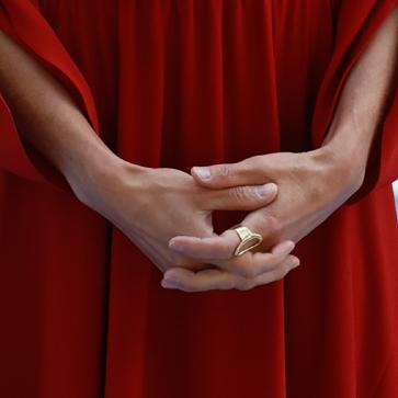 Imagen secundaria 1 - Se dice, se comenta que este el anillo favorito de la Reina Letizia porque siempre lo lleva (y sabemos donde conseguirlo)