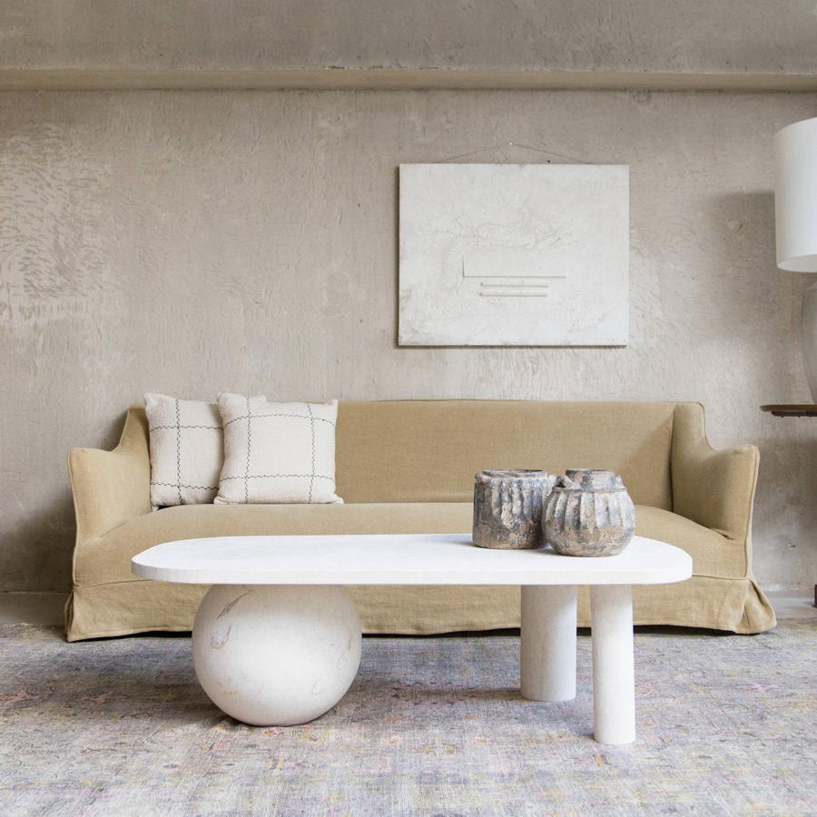 “Lo primero que debes hacer es planificar la fusión que buscas. Es importante saber lo que queremos transmitir: calidez, colorido, un espacio acogedor, refinamiento… Así te será más sencillo seleccionar las piezas adecuadas y conseguir que el resultado sea coherente”.